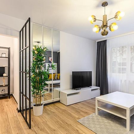 בראשוב Travelers Hideout - Central Apartment מראה חיצוני תמונה